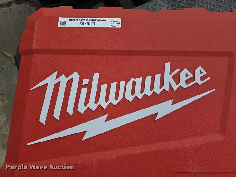 image for item EH8763 Milwaukee M18 Fuel hammer drill