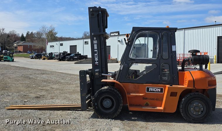 image for item EH8784 2015 Heli H2000 forklift