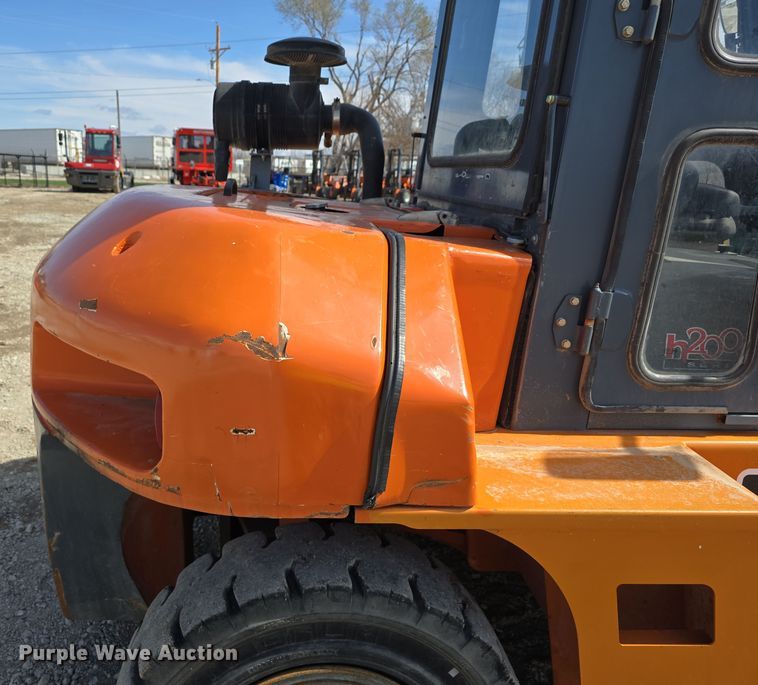 image for item EH8784 2015 Heli H2000 forklift