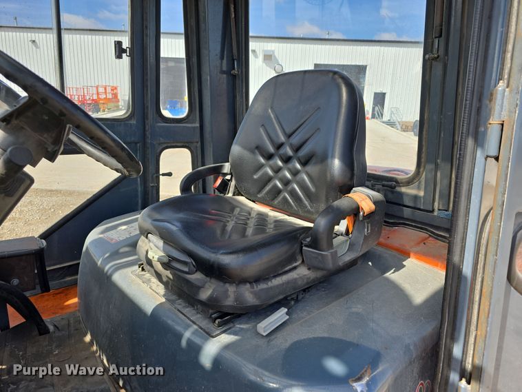 image for item EH8784 2015 Heli H2000 forklift