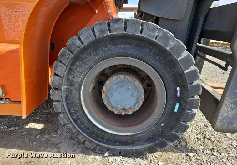 image for item EH8784 2015 Heli H2000 forklift