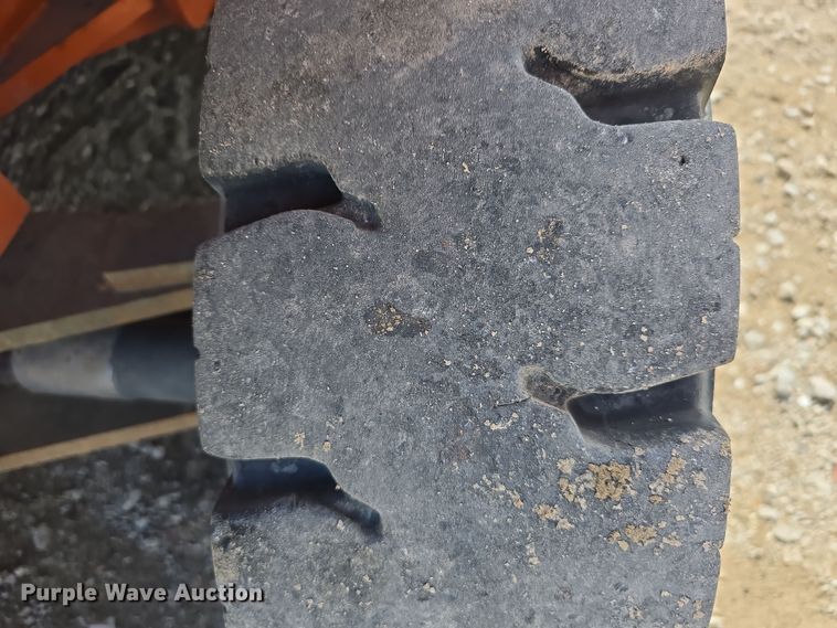 image for item EH8784 2015 Heli H2000 forklift