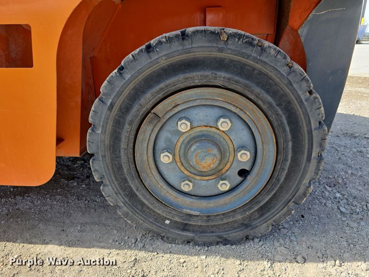 image for item EH8784 2015 Heli H2000 forklift