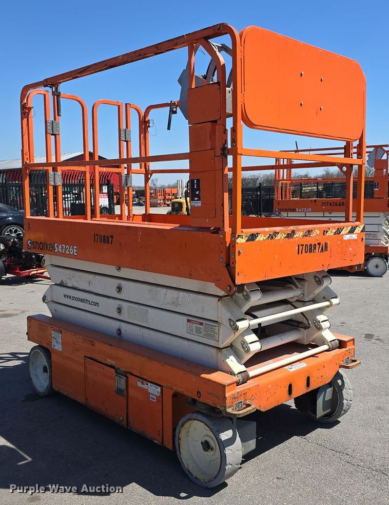 image for item EH8842 2016 Snorkel S4726E scissor lift