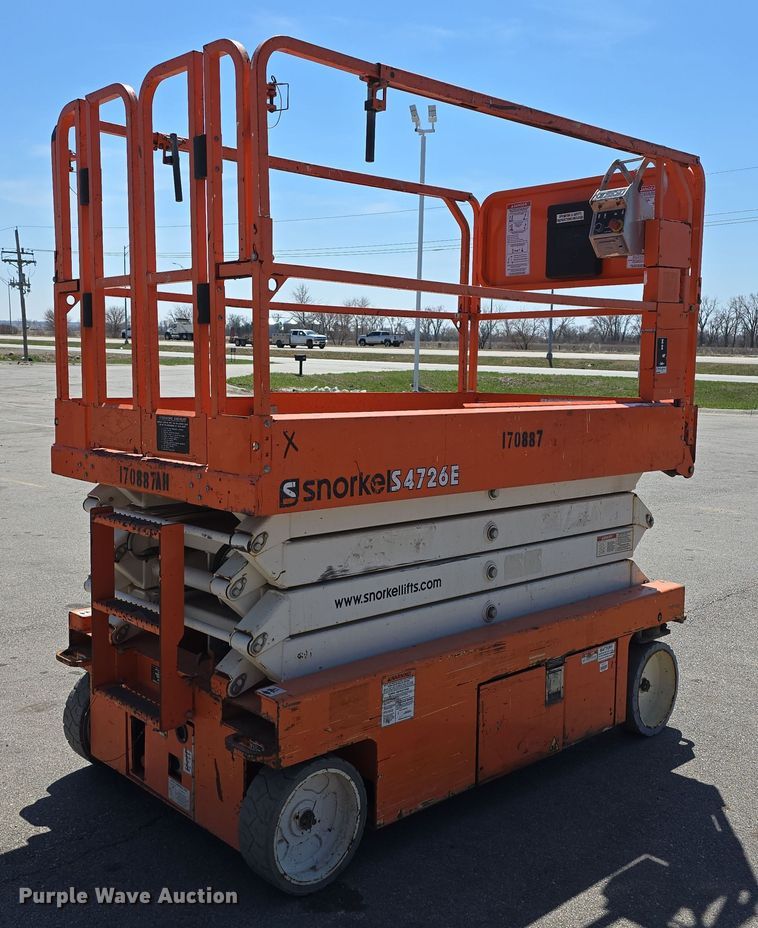 image for item EH8842 2016 Snorkel S4726E scissor lift