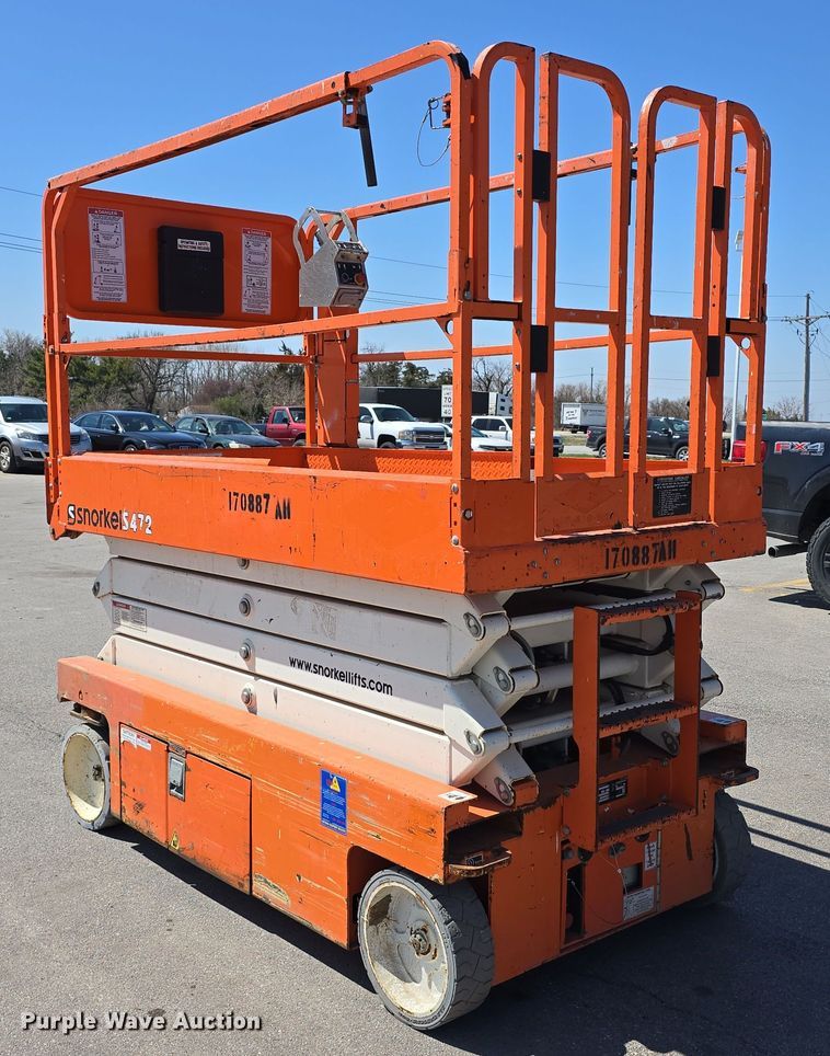 image for item EH8842 2016 Snorkel S4726E scissor lift