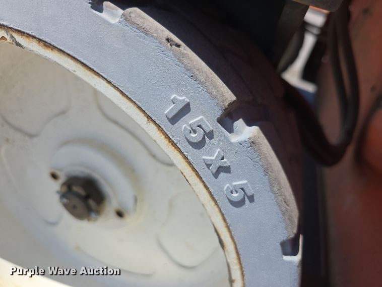 image for item EH8843 2017 Snorkel S4732E scissor lift