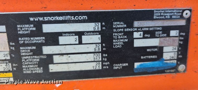 image for item EH8843 2017 Snorkel S4732E scissor lift