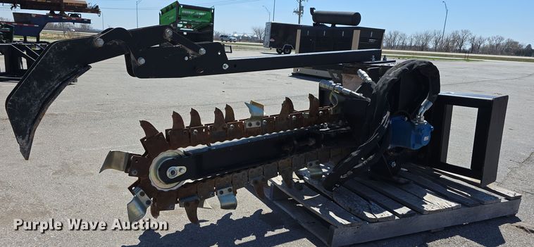 image for item EH8856 Skid steer trencher