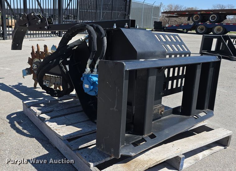 image for item EH8856 Skid steer trencher