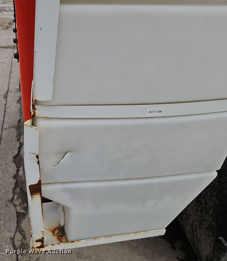 image for item EI8854 2019 Bobcat S770 skid steer loader