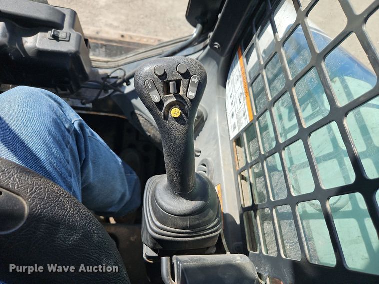 image for item EI8854 2019 Bobcat S770 skid steer loader