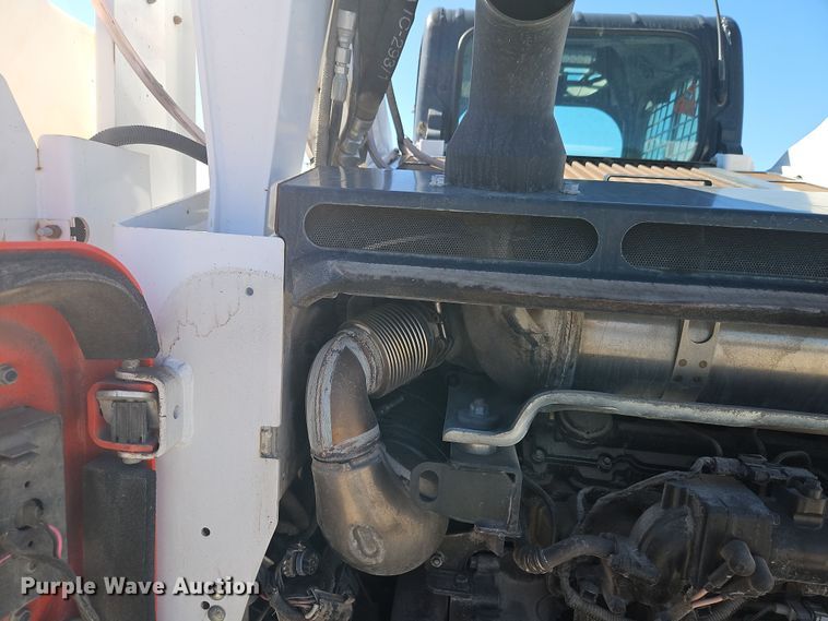 image for item EI8854 2019 Bobcat S770 skid steer loader