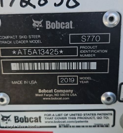image for item EI8854 2019 Bobcat S770 skid steer loader