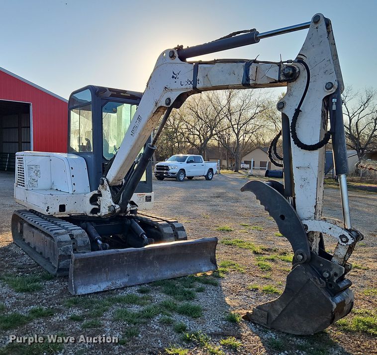 image for item EI8900 1999 Bobcat 337 mini excavator