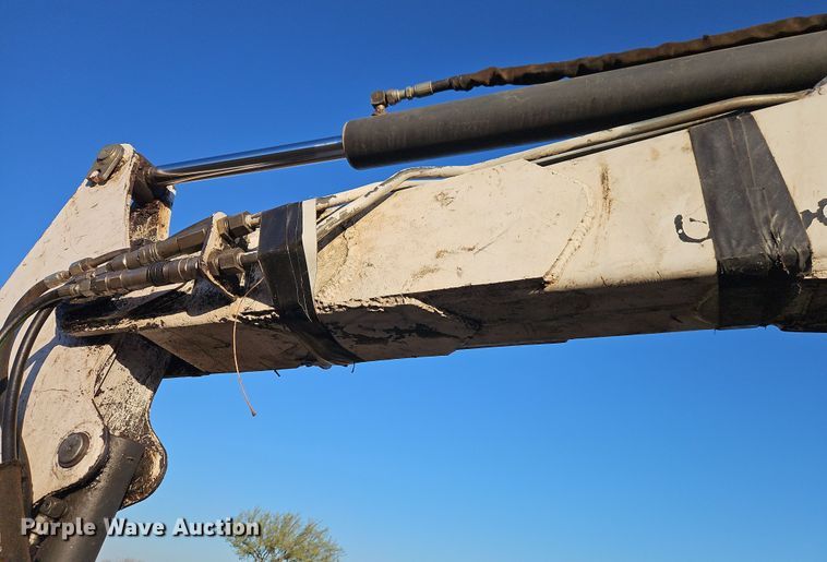 image for item EI8900 1999 Bobcat 337 mini excavator