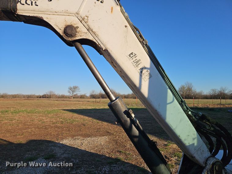 image for item EI8900 1999 Bobcat 337 mini excavator