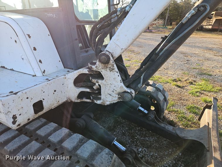 image for item EI8900 1999 Bobcat 337 mini excavator