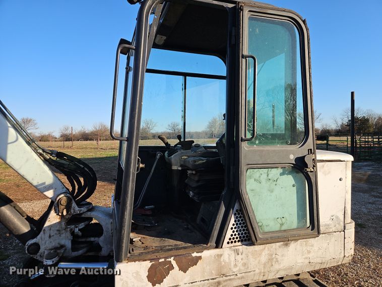 image for item EI8900 1999 Bobcat 337 mini excavator
