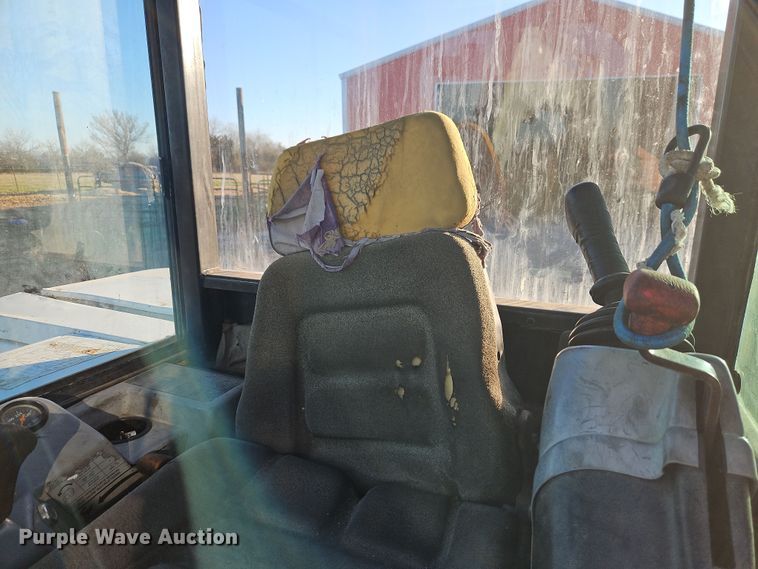 image for item EI8900 1999 Bobcat 337 mini excavator