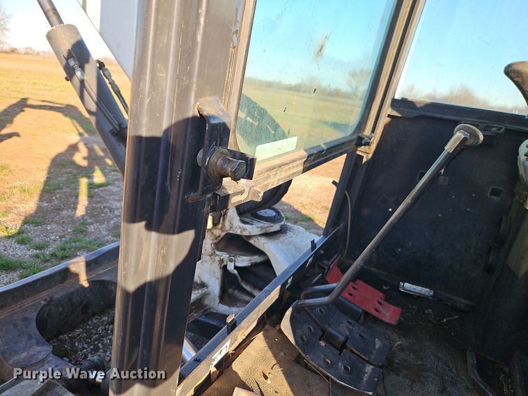 image for item EI8900 1999 Bobcat 337 mini excavator