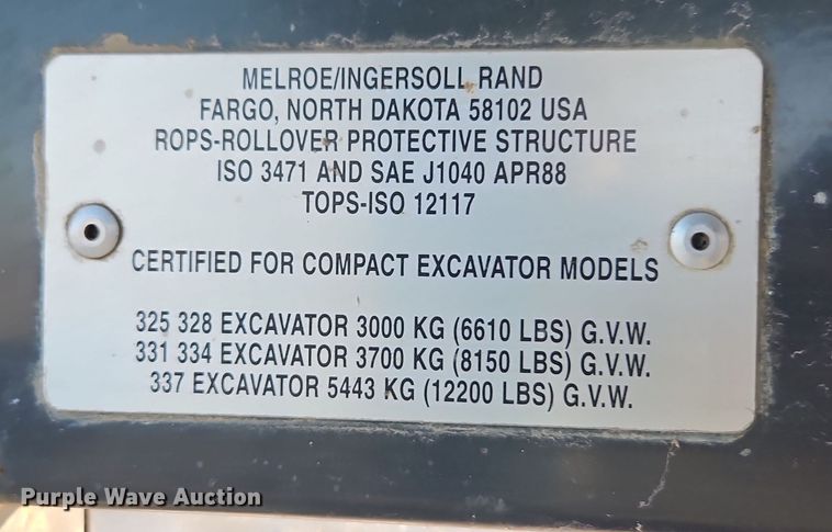 image for item EI8900 1999 Bobcat 337 mini excavator