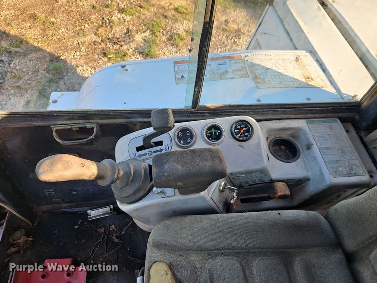 image for item EI8900 1999 Bobcat 337 mini excavator