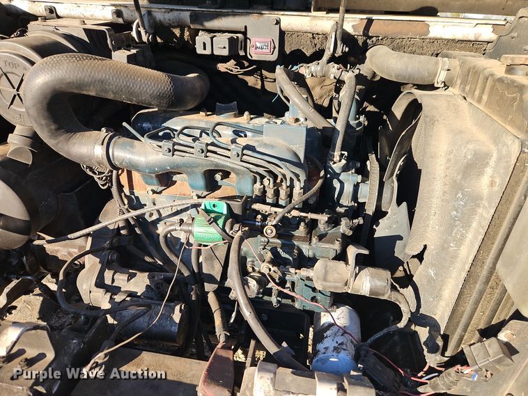 image for item EI8900 1999 Bobcat 337 mini excavator