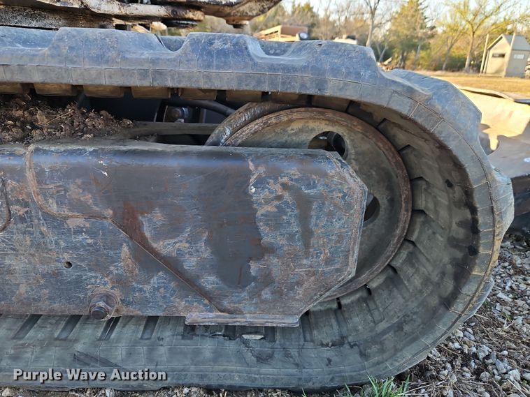 image for item EI8900 1999 Bobcat 337 mini excavator