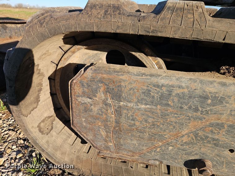 image for item EI8900 1999 Bobcat 337 mini excavator