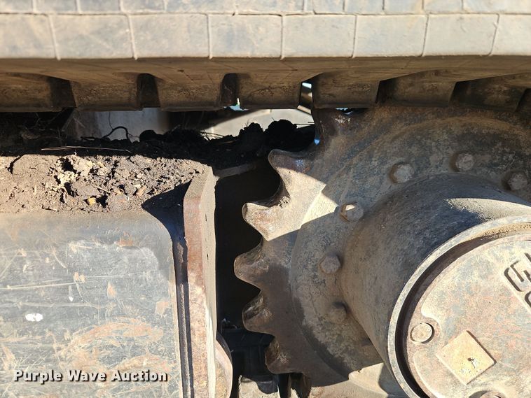 image for item EI8900 1999 Bobcat 337 mini excavator