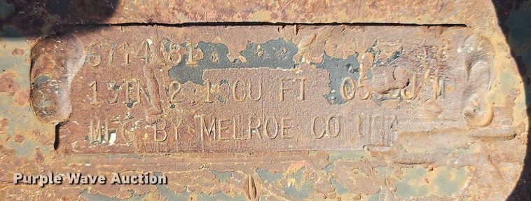 image for item EI8902 Melroe Bobcat 337 mini excavator bucket