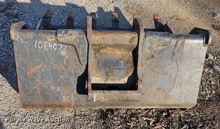 image for item EI8903 Bobcat mini excavator bucket