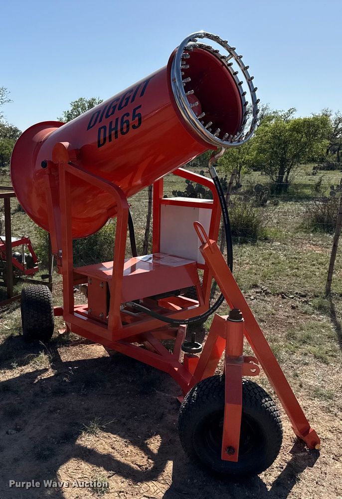 image for item EJ3536 Diggit DH65 dust control mister fan