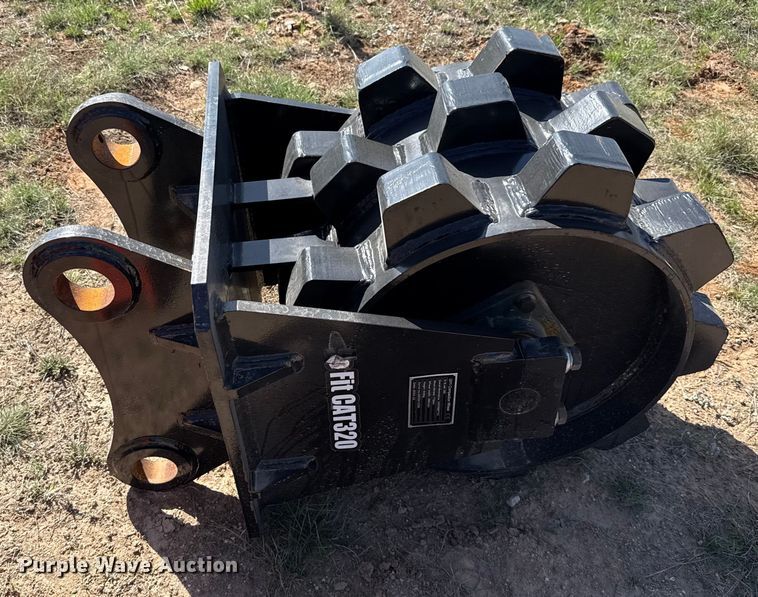 image for item EJ3537 2024 GIYI excavator compaction wheel