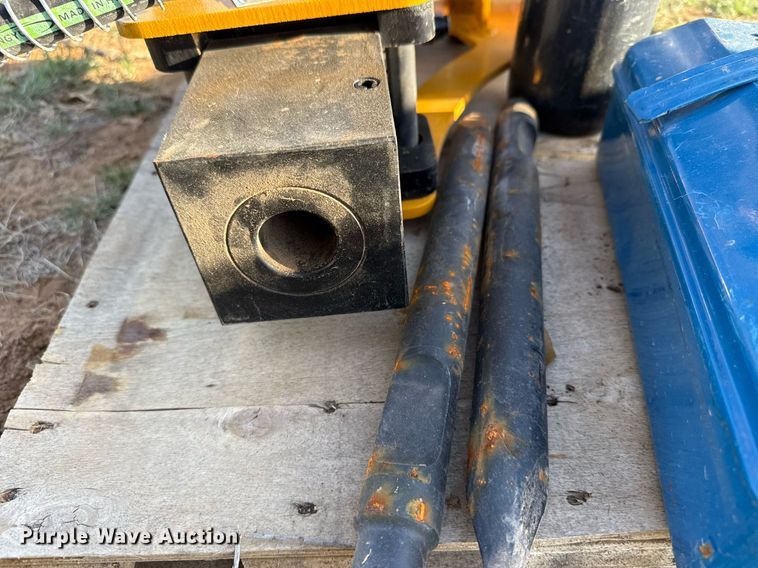 image for item EJ3555 2024 MIVA SB05 hydraulic breaker