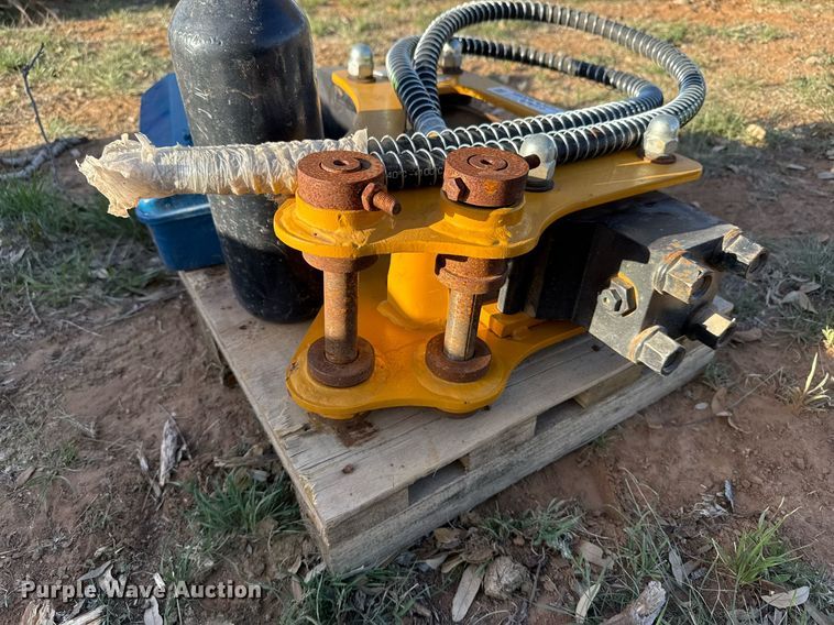 image for item EJ3555 2024 MIVA SB05 hydraulic breaker