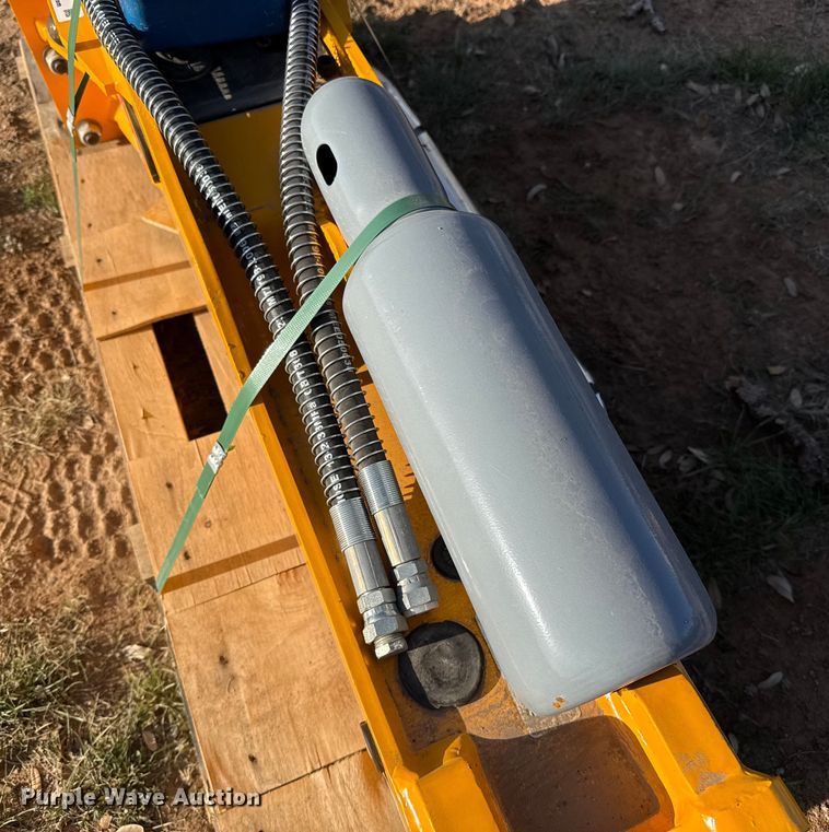 image for item EJ3556 2024 TOFT TOFT750 breaker