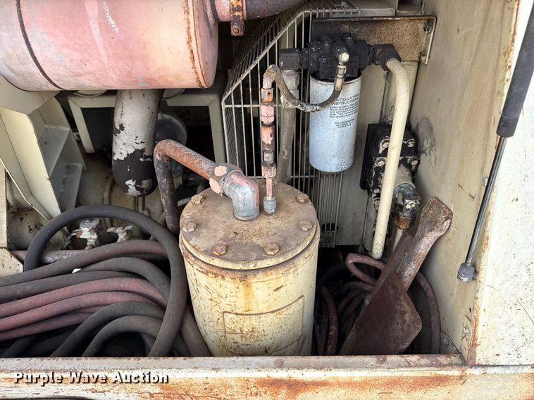 image for item EJ3580 1985 Ingersoll Rand 175 air compressor