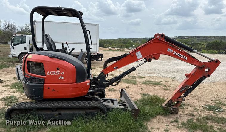 image for item EJ3587 2021 Kubota U35-4 mini excavator