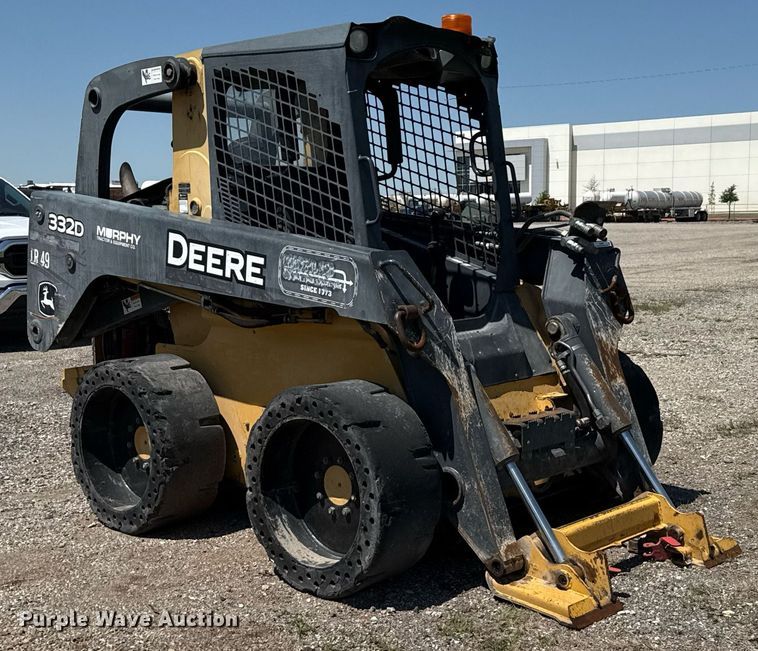 image for item EJ3627 2013 John Deere 332D skid steer loader