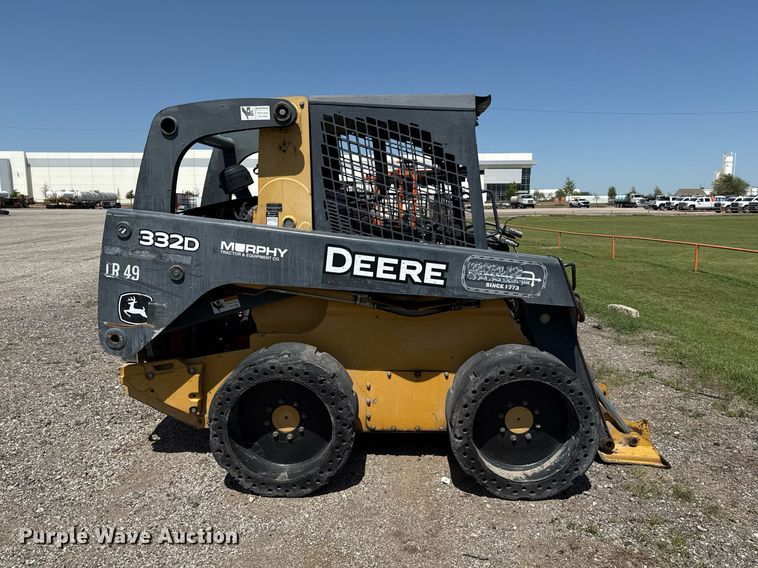 image for item EJ3627 2013 John Deere 332D skid steer loader