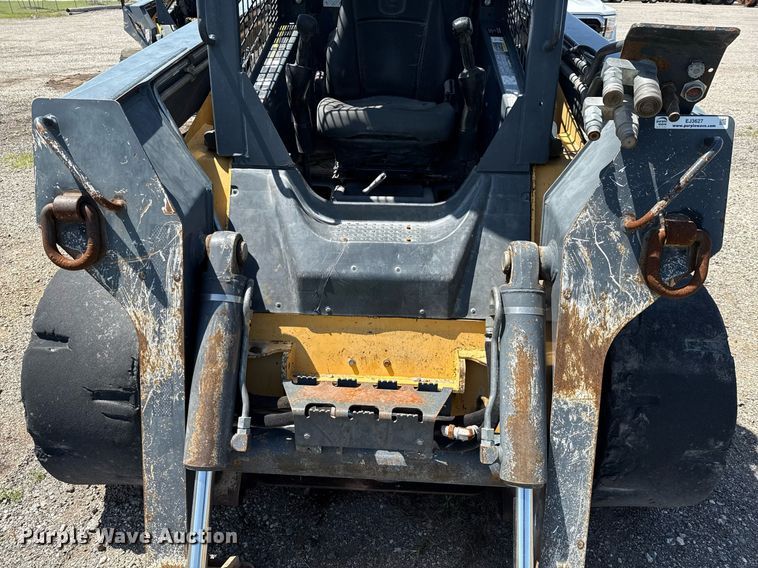 image for item EJ3627 2013 John Deere 332D skid steer loader