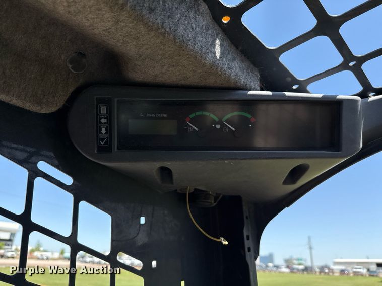 image for item EJ3627 2013 John Deere 332D skid steer loader