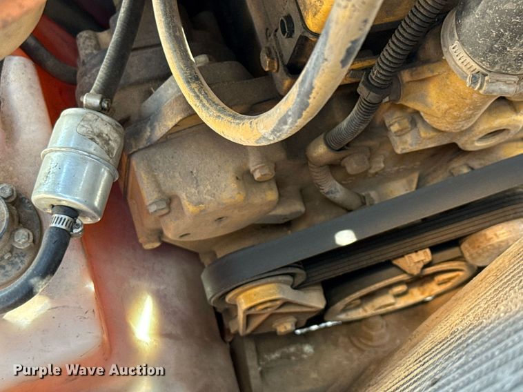 image for item EJ3627 2013 John Deere 332D skid steer loader