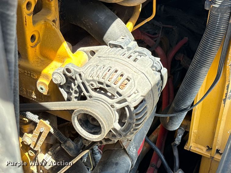 image for item EJ3627 2013 John Deere 332D skid steer loader