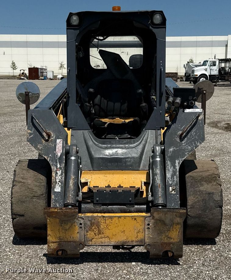 image for item EJ3628 2013 John Deere 332D skid steer loader