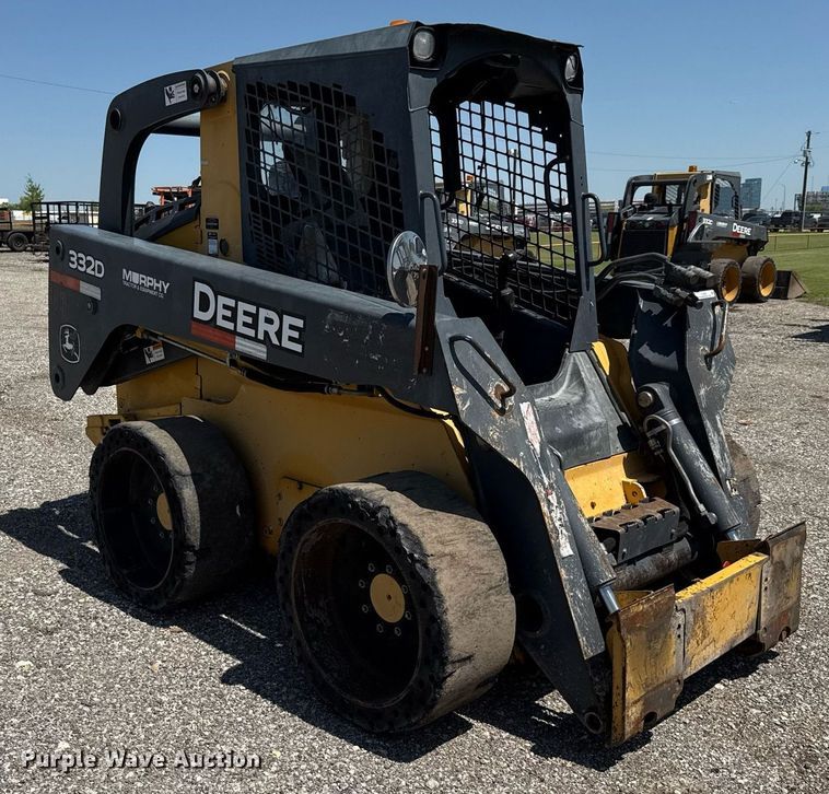 image for item EJ3628 2013 John Deere 332D skid steer loader