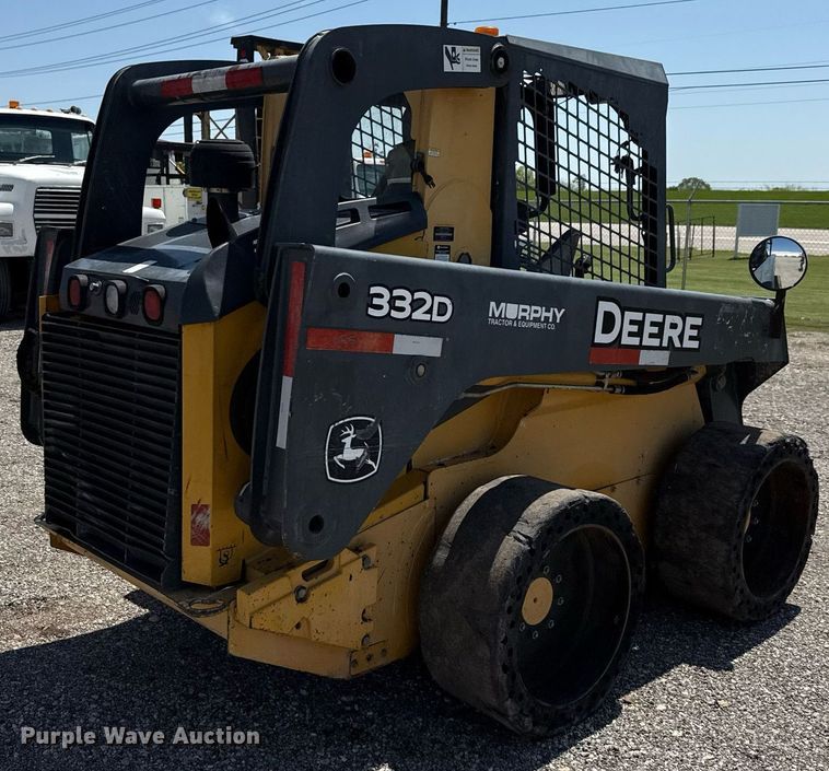 image for item EJ3628 2013 John Deere 332D skid steer loader