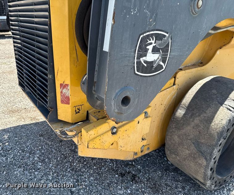 image for item EJ3628 2013 John Deere 332D skid steer loader